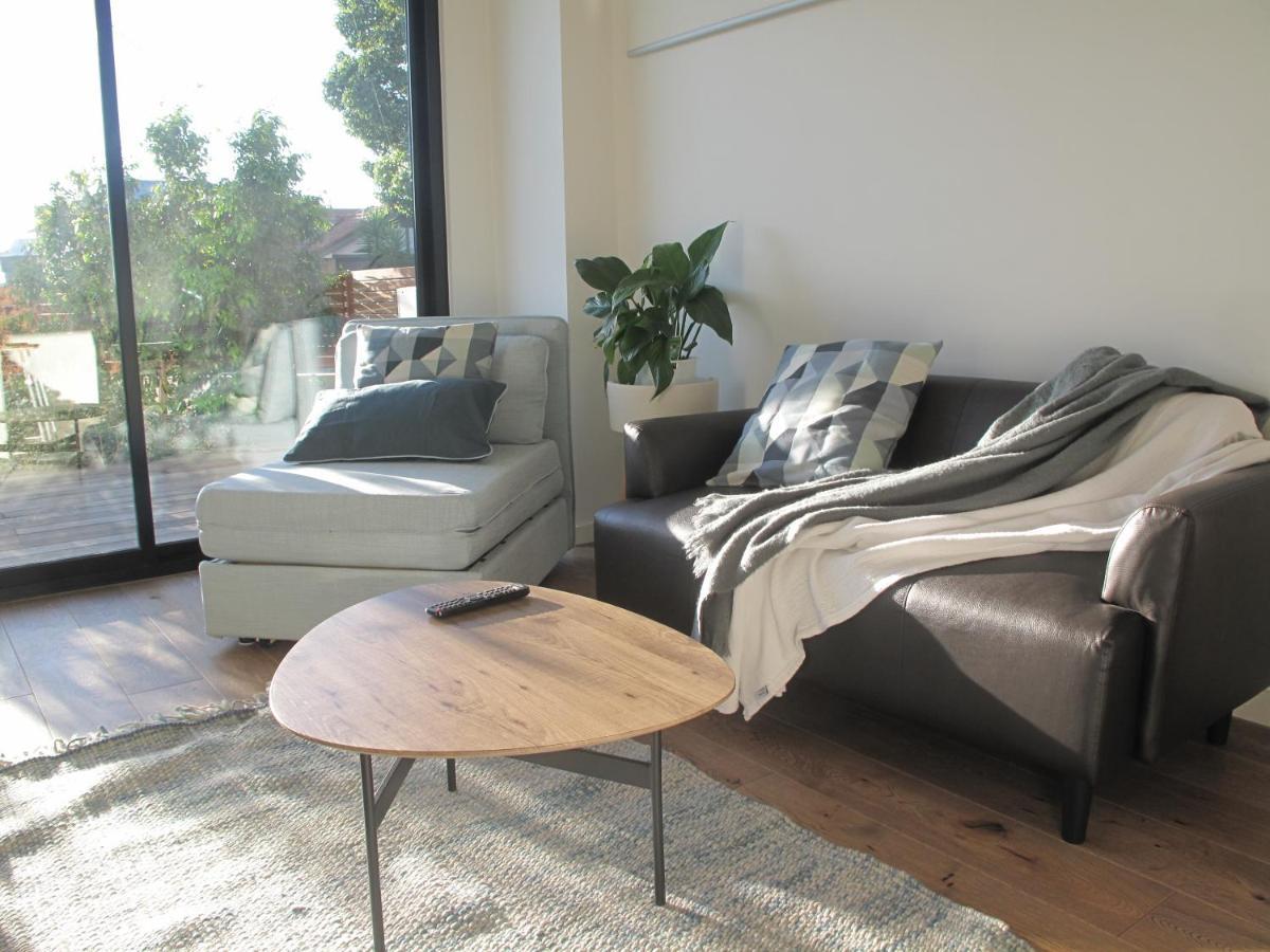 Modern 3 Bedroom Apt With Free Parking, Netflix, Wifi & Welcome Wine By Bnb Pro 멜번 외부 사진
